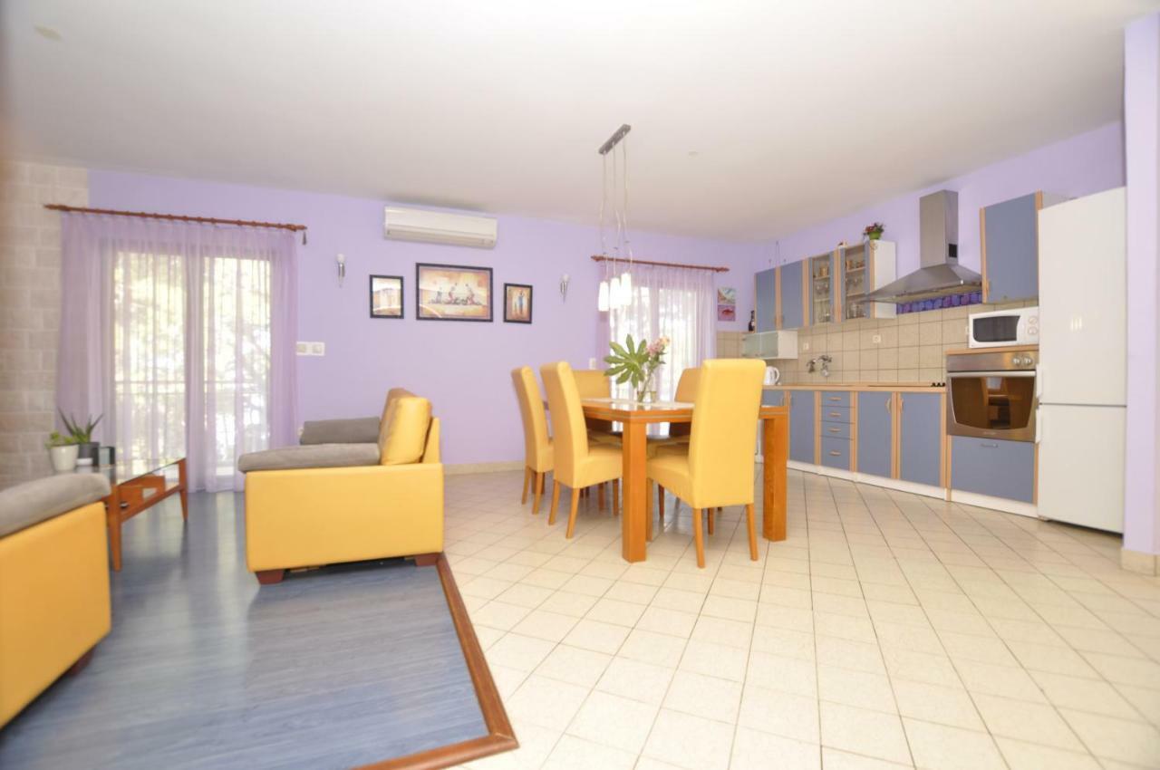 Apartment Toya Slatine Kültér fotó