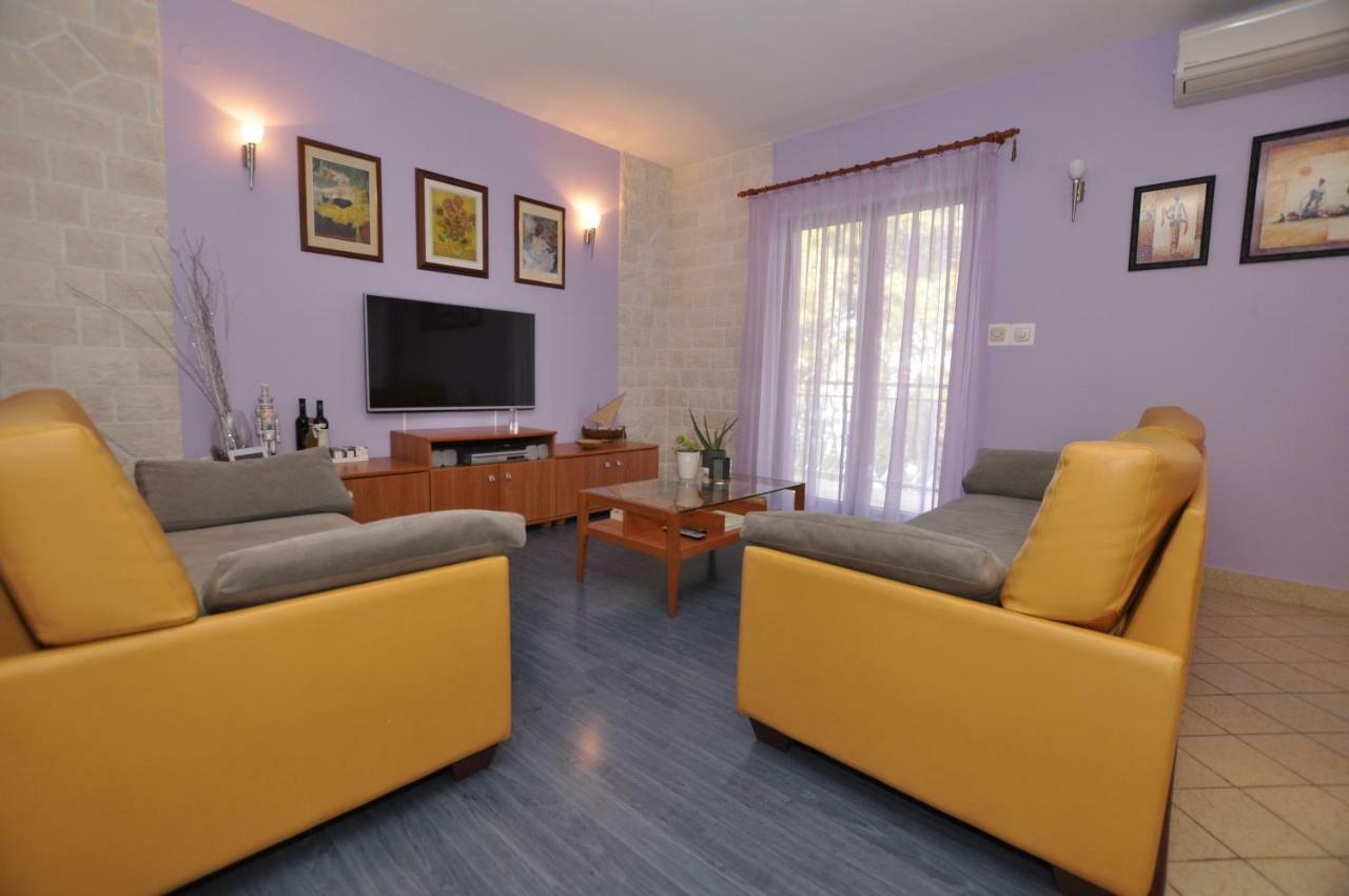 Apartment Toya Slatine Kültér fotó